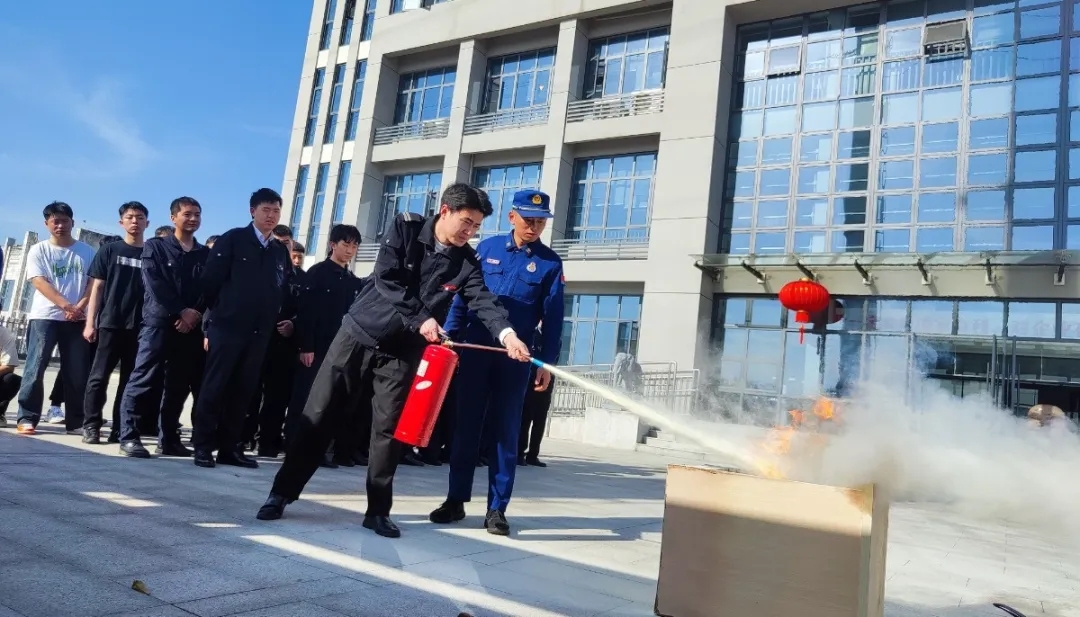 應(yīng)急演練始于心，防患未然始于行——海航航校宜昌地區(qū)組織開展春季消防應(yīng)急演練